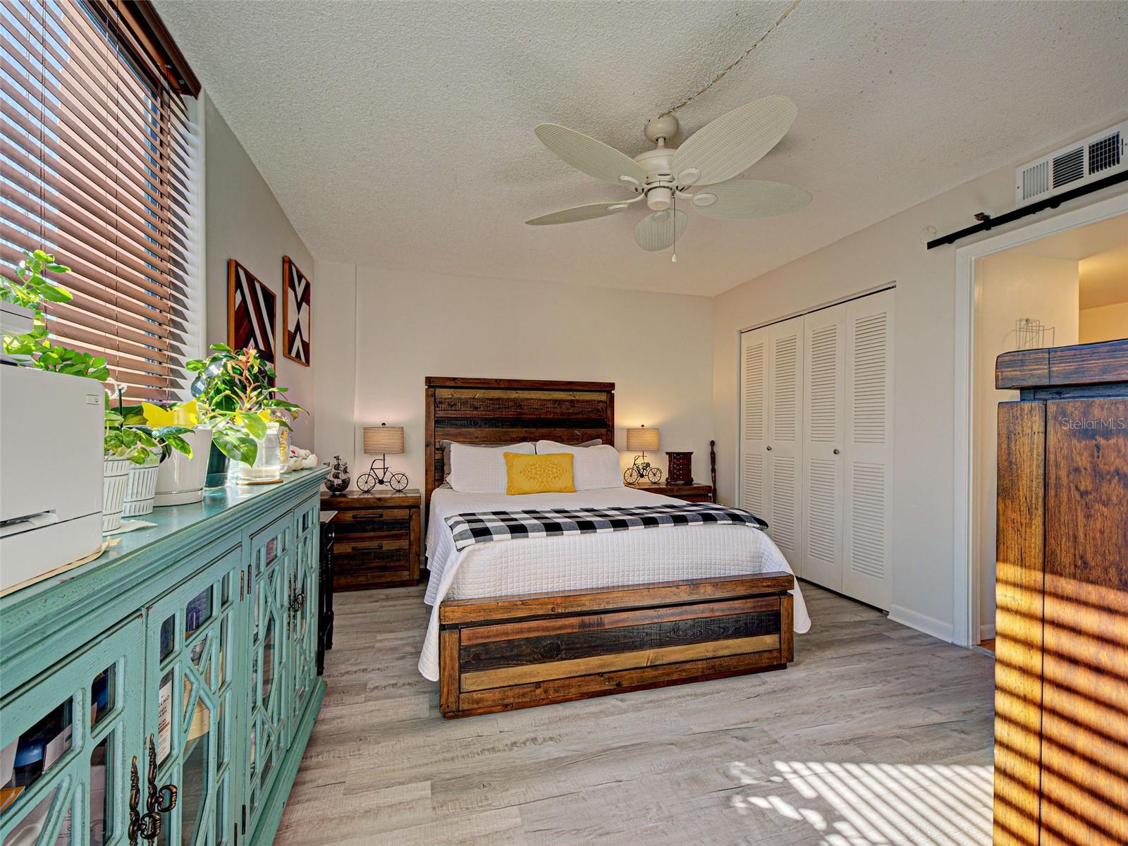 N6140638 Property Photo