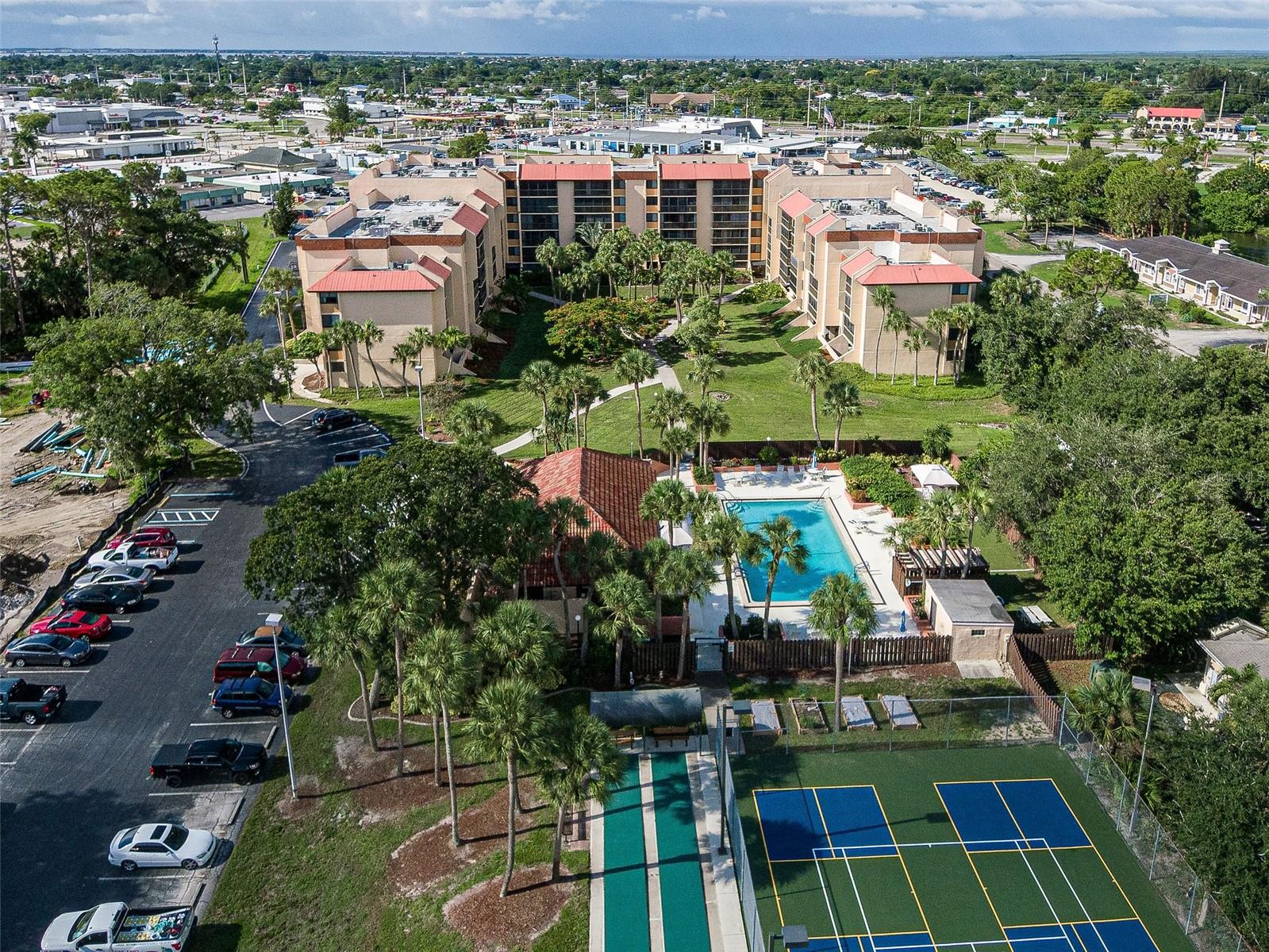 N6140638 Property Photo