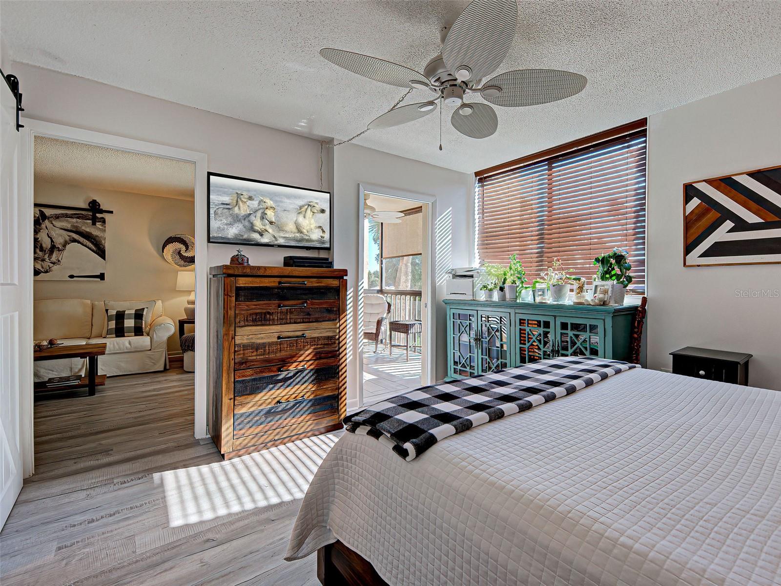 N6140638 Property Photo