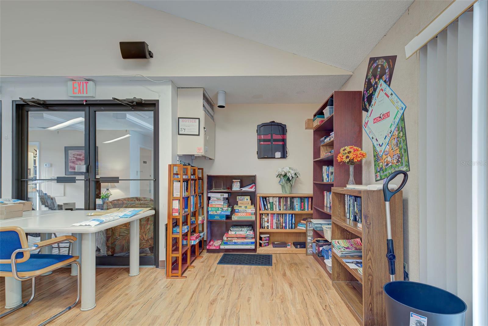 N6140638 Property Photo