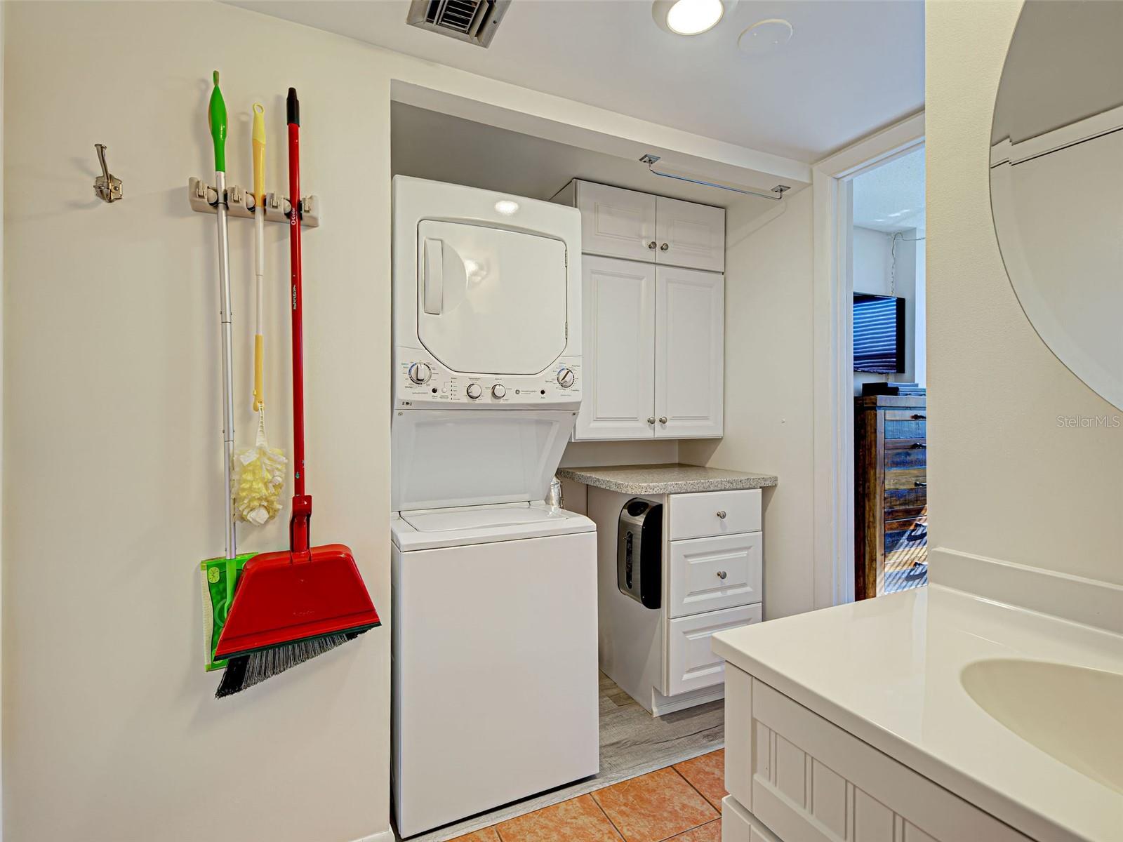 N6140638 Property Photo