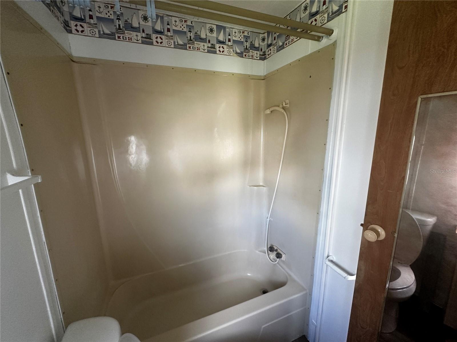 O6346613 Property Photo