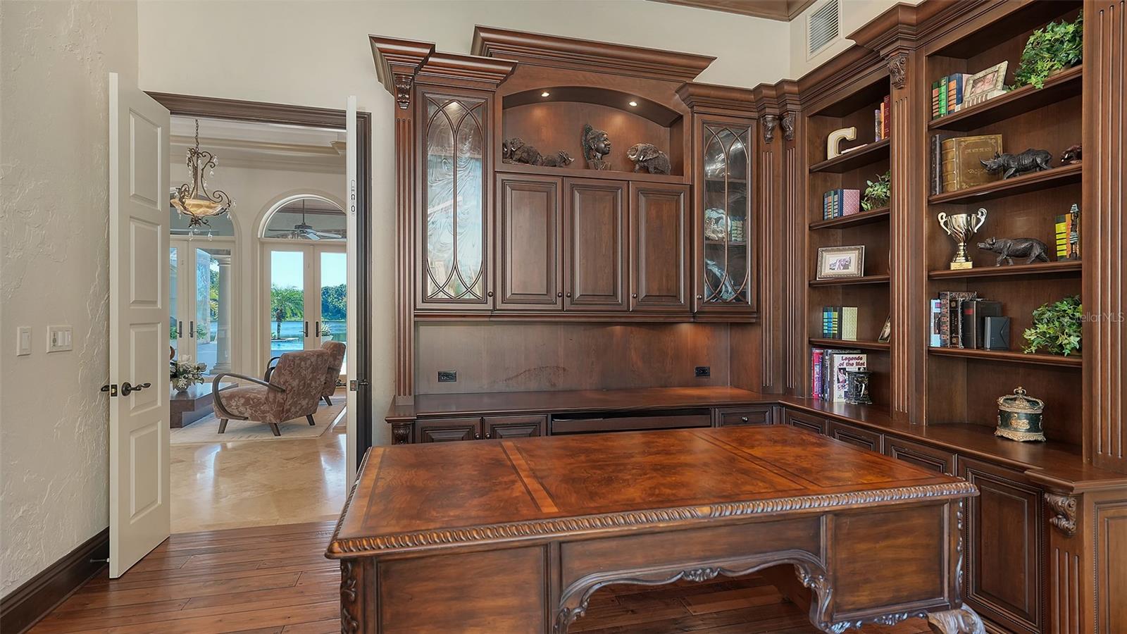 A4665937 Property Photo