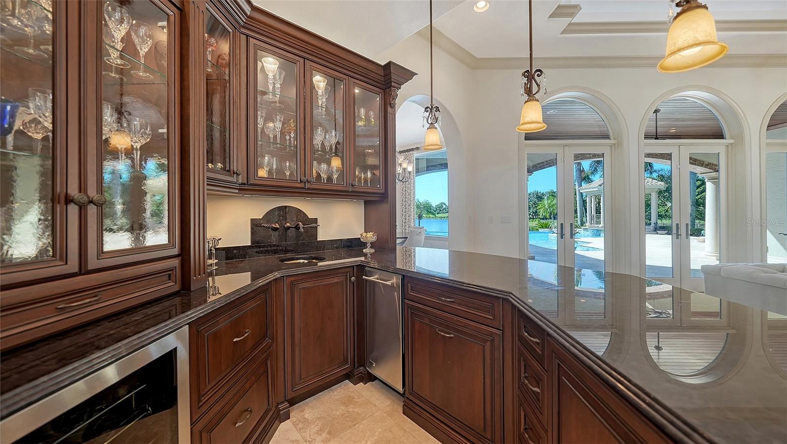 A4665937 Property Photo