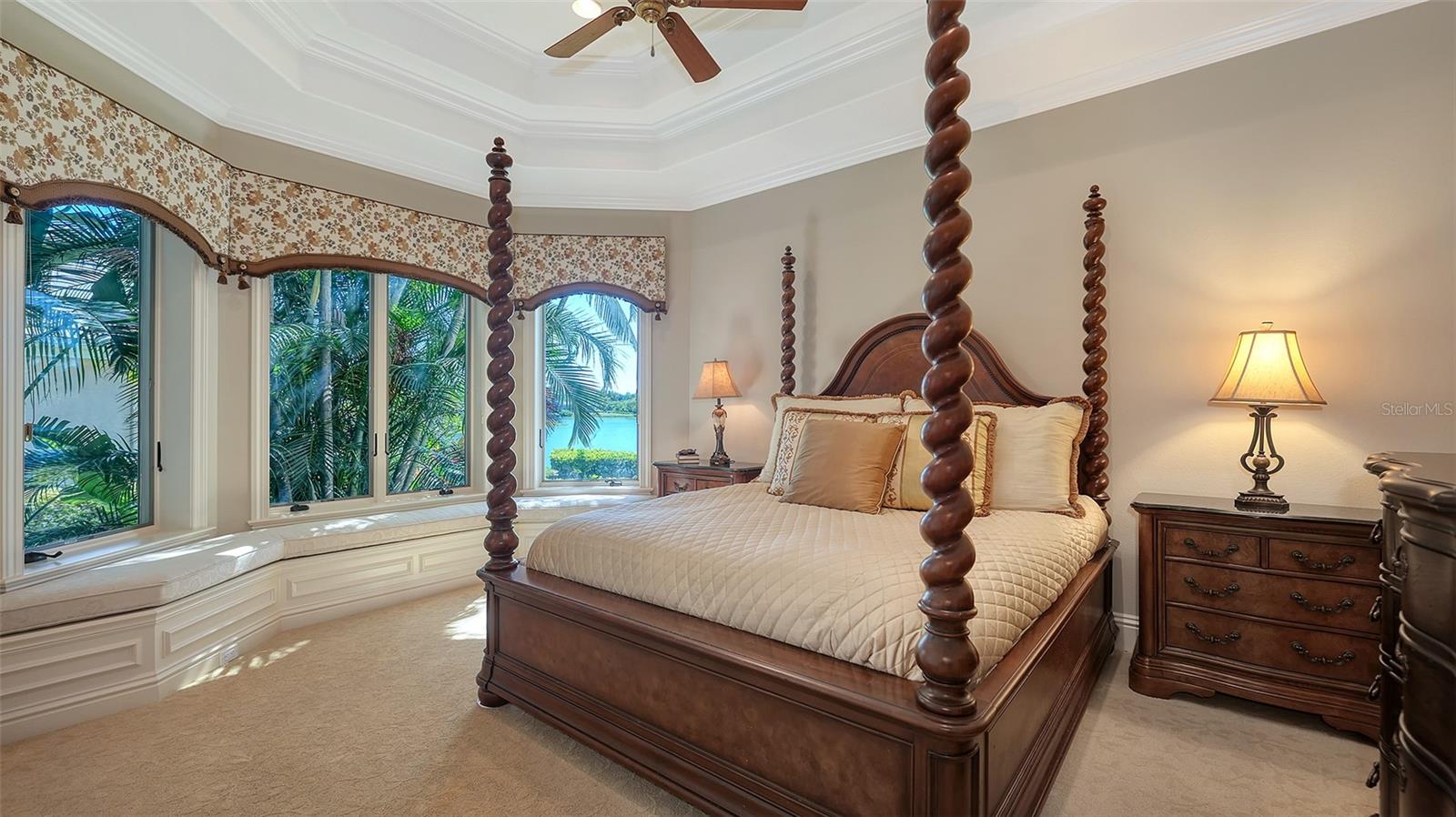 A4665937 Property Photo