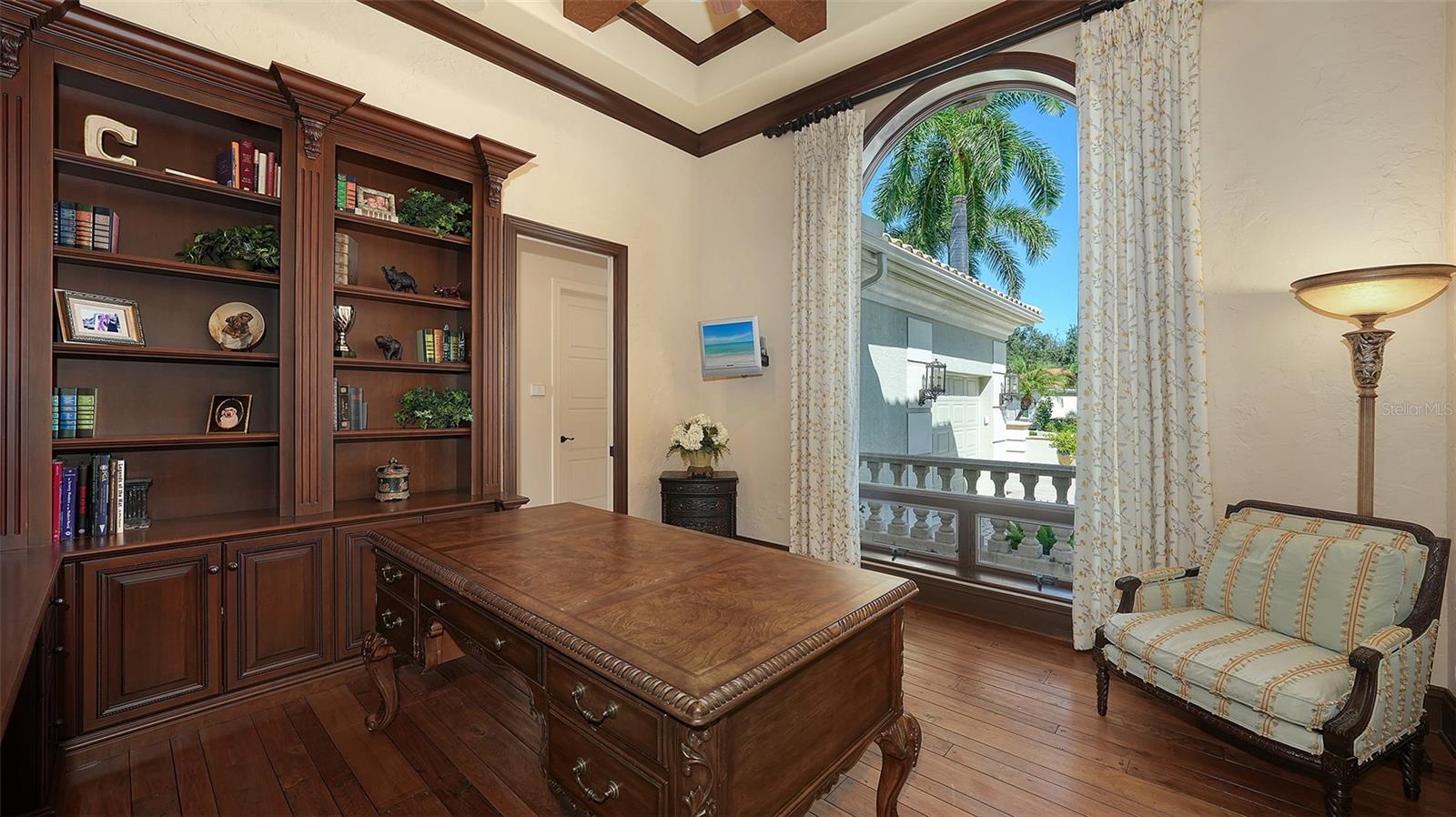 A4665937 Property Photo