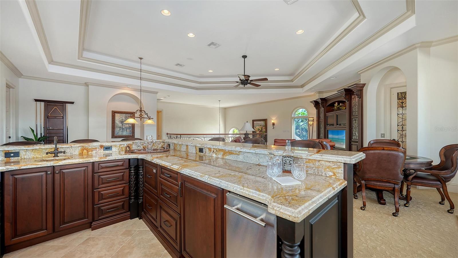 A4665937 Property Photo