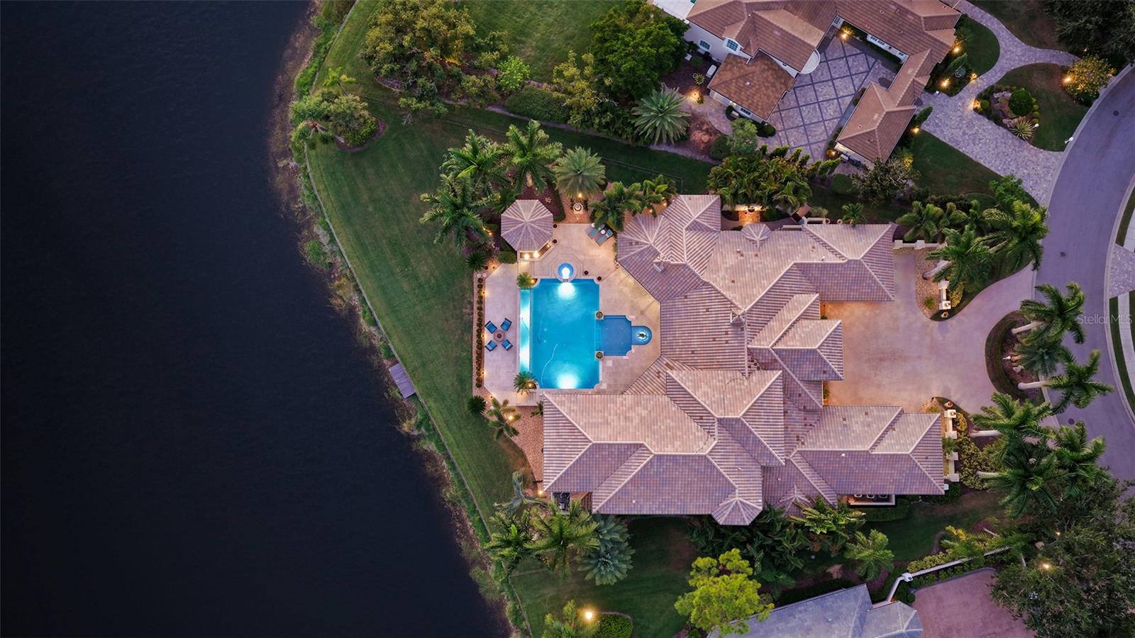 A4665937 Property Photo