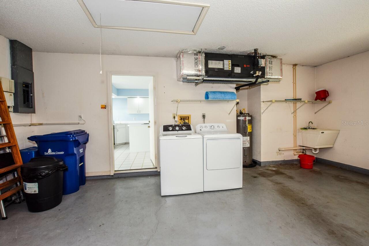 702 BRIGHTSIDE CRESCENT DR, VENICE, FL, 34293