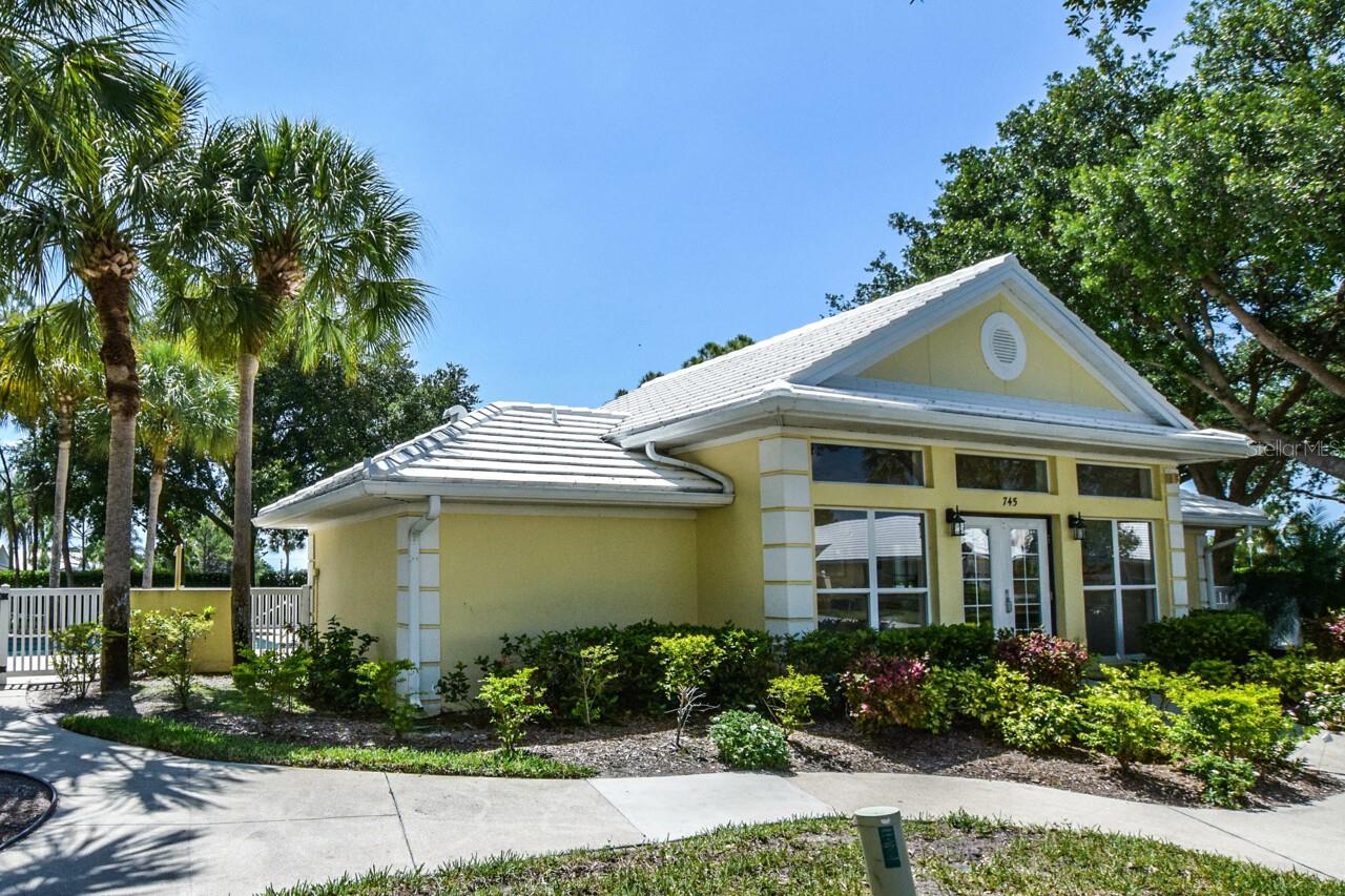 702 BRIGHTSIDE CRESCENT DR, VENICE, FL, 34293