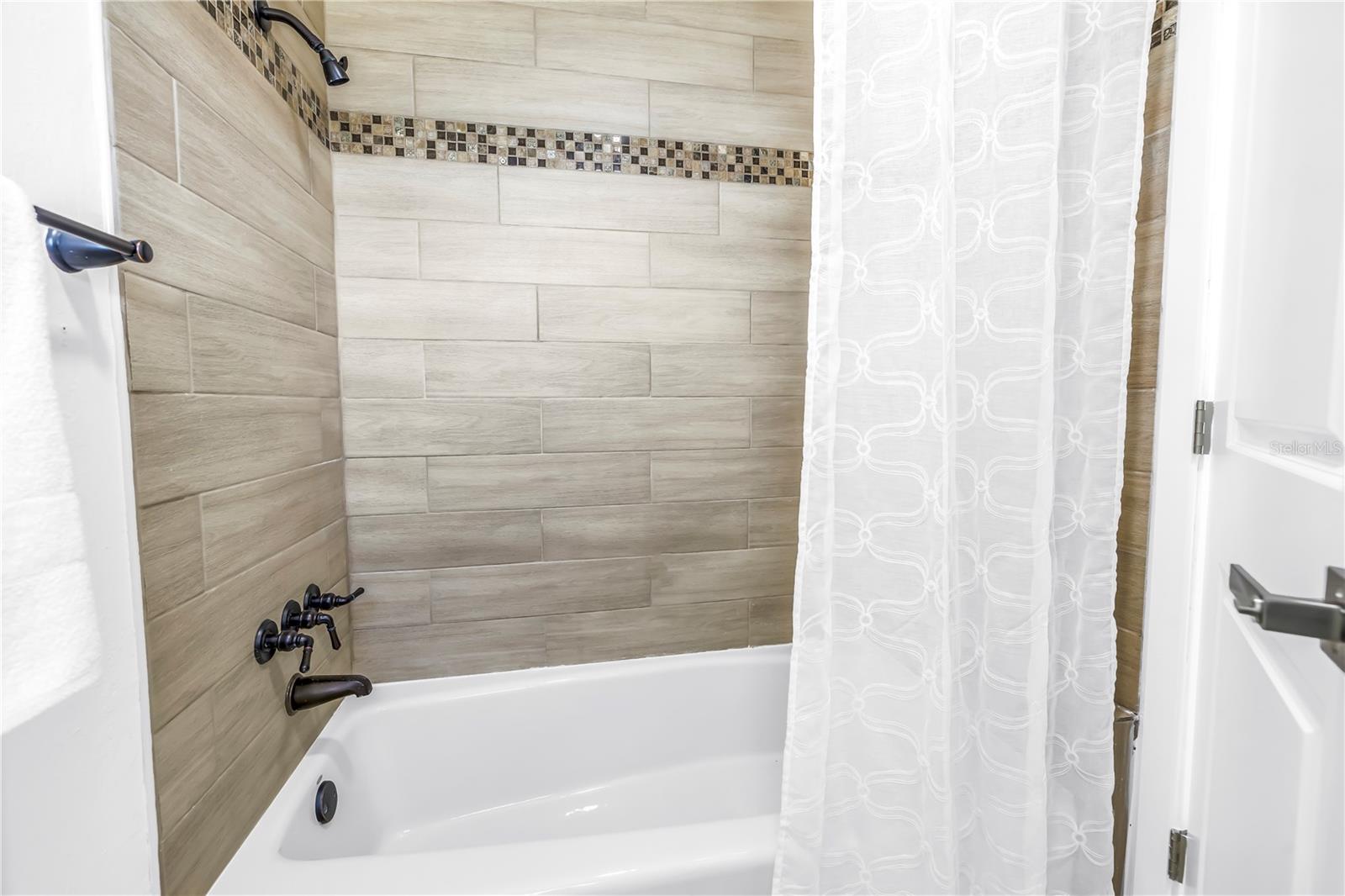 17601 STERLING TER, REDINGTON SHORES, FL, 33708