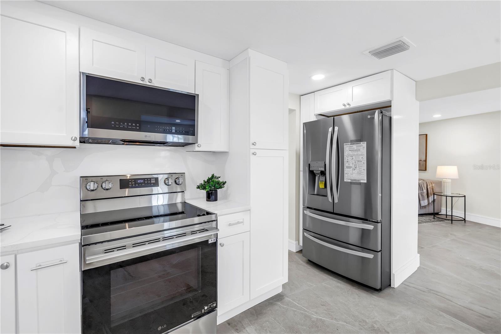 17601 STERLING TER, REDINGTON SHORES, FL, 33708