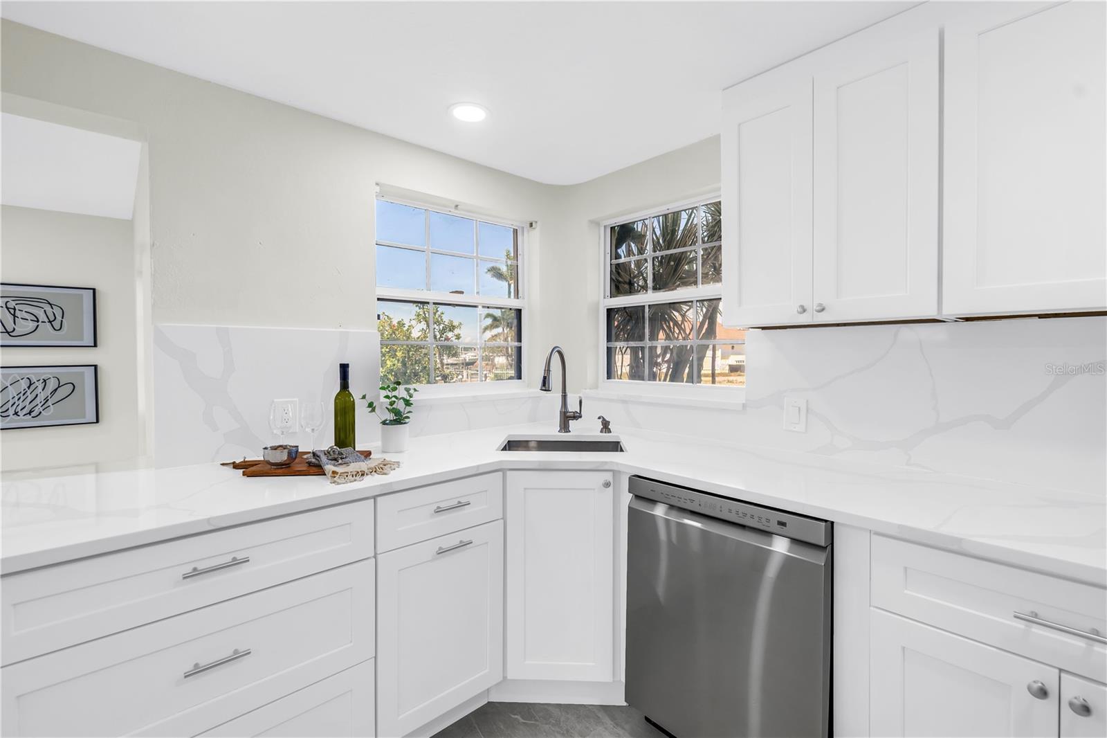 17601 STERLING TER, REDINGTON SHORES, FL, 33708