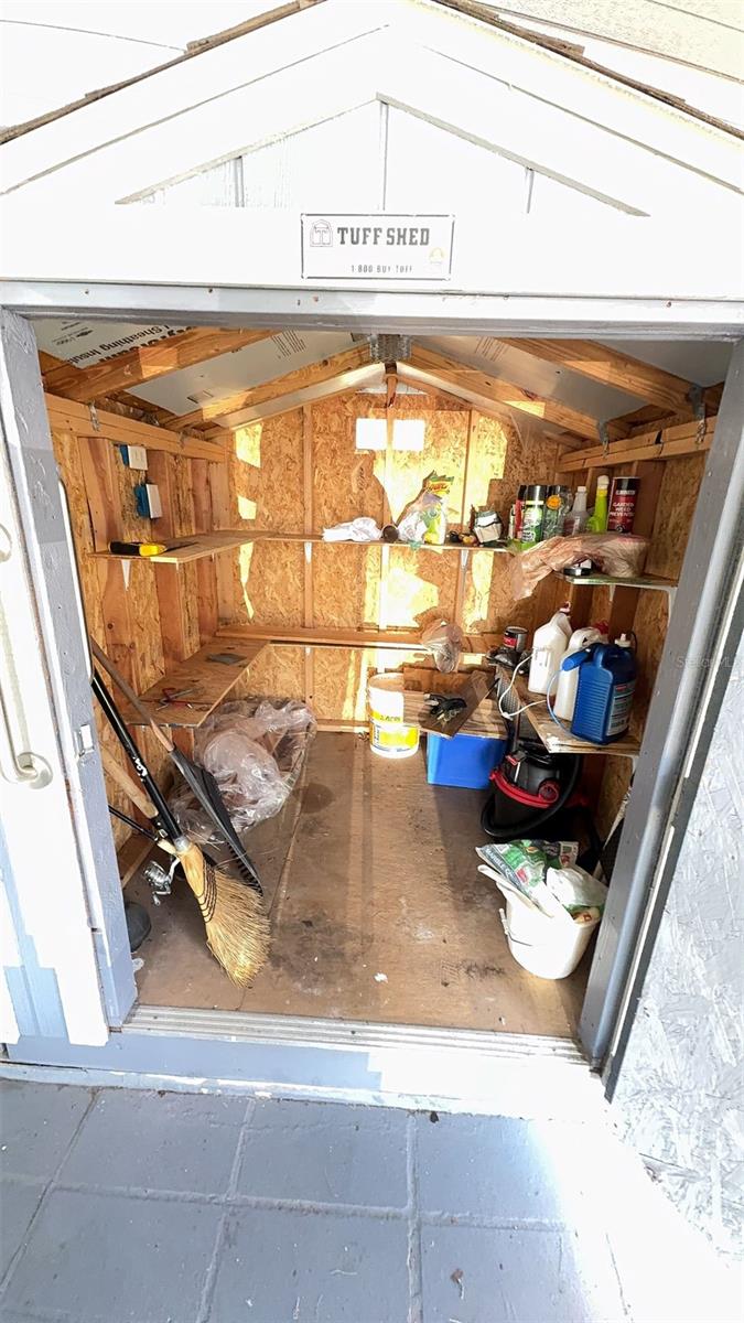 TB8430473 Property Photo