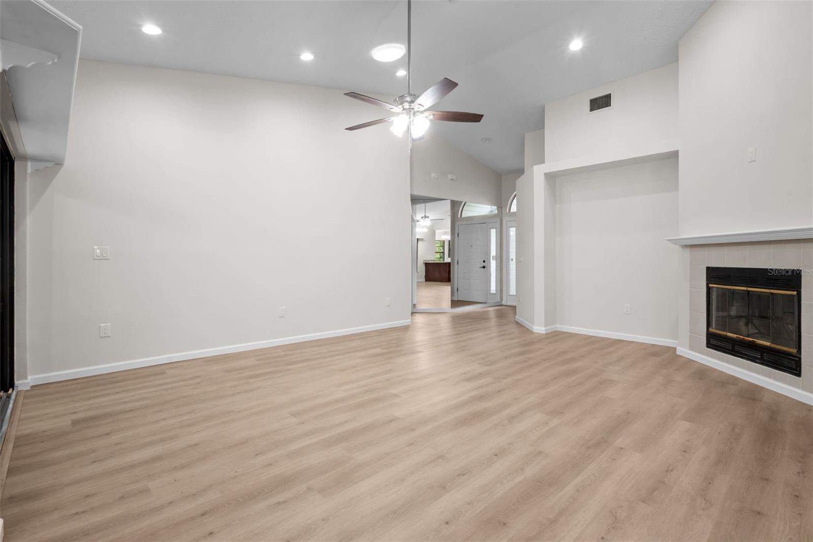 887 LUCAS LN, OLDSMAR, FL, 34677