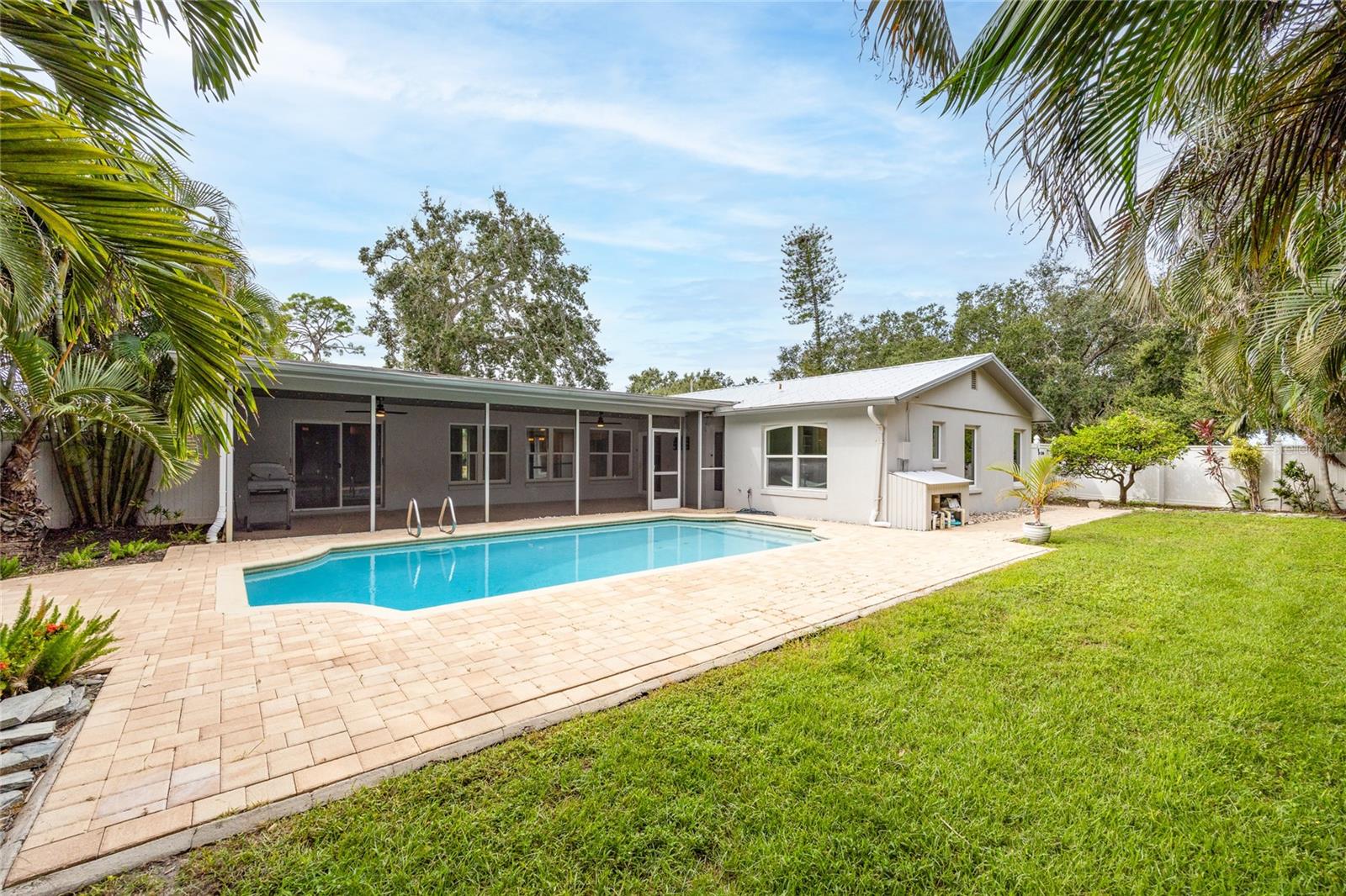 4085 42ND AVE S, ST PETERSBURG, FL, 33711