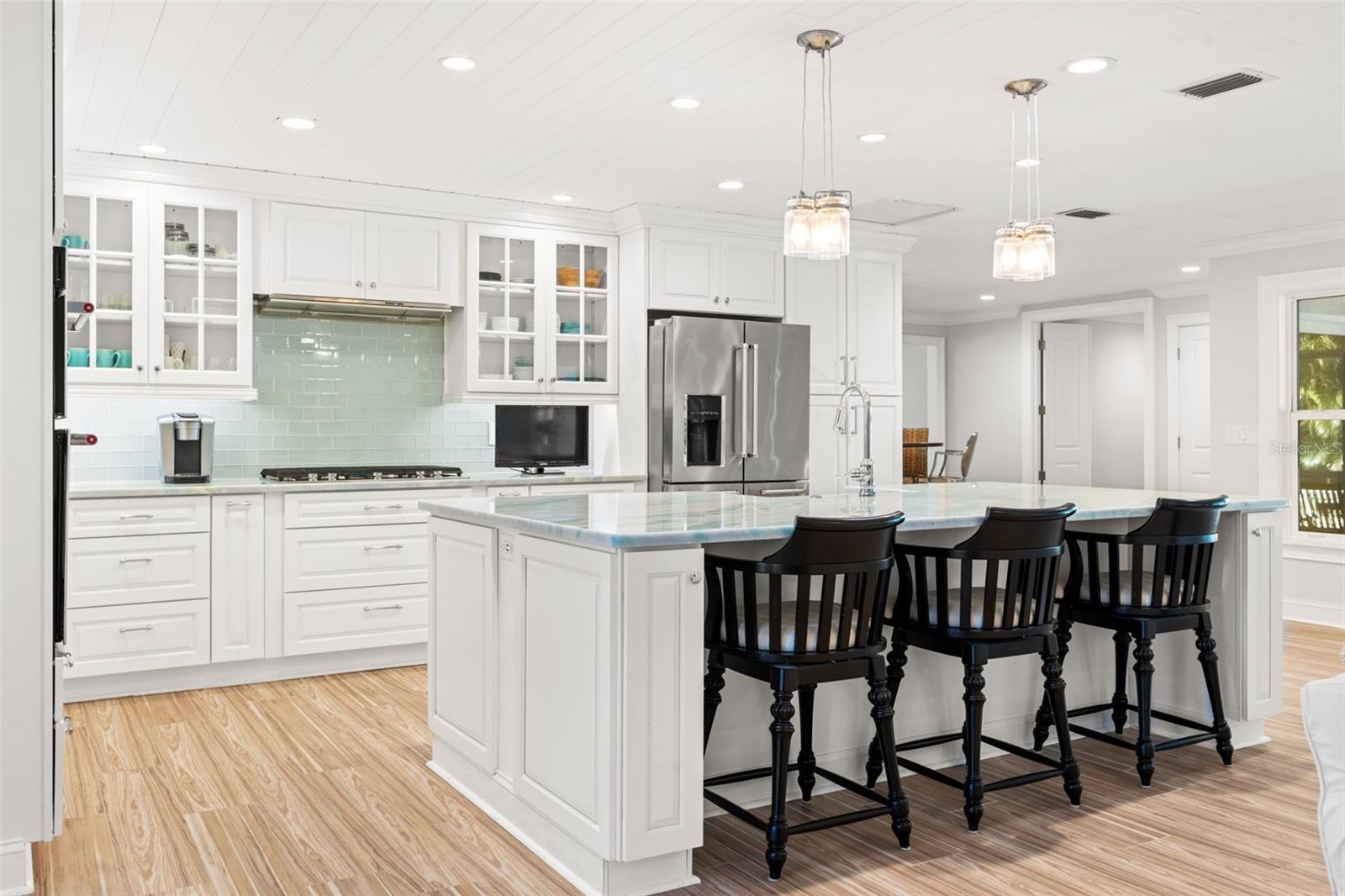 4085 42ND AVE S, ST PETERSBURG, FL, 33711