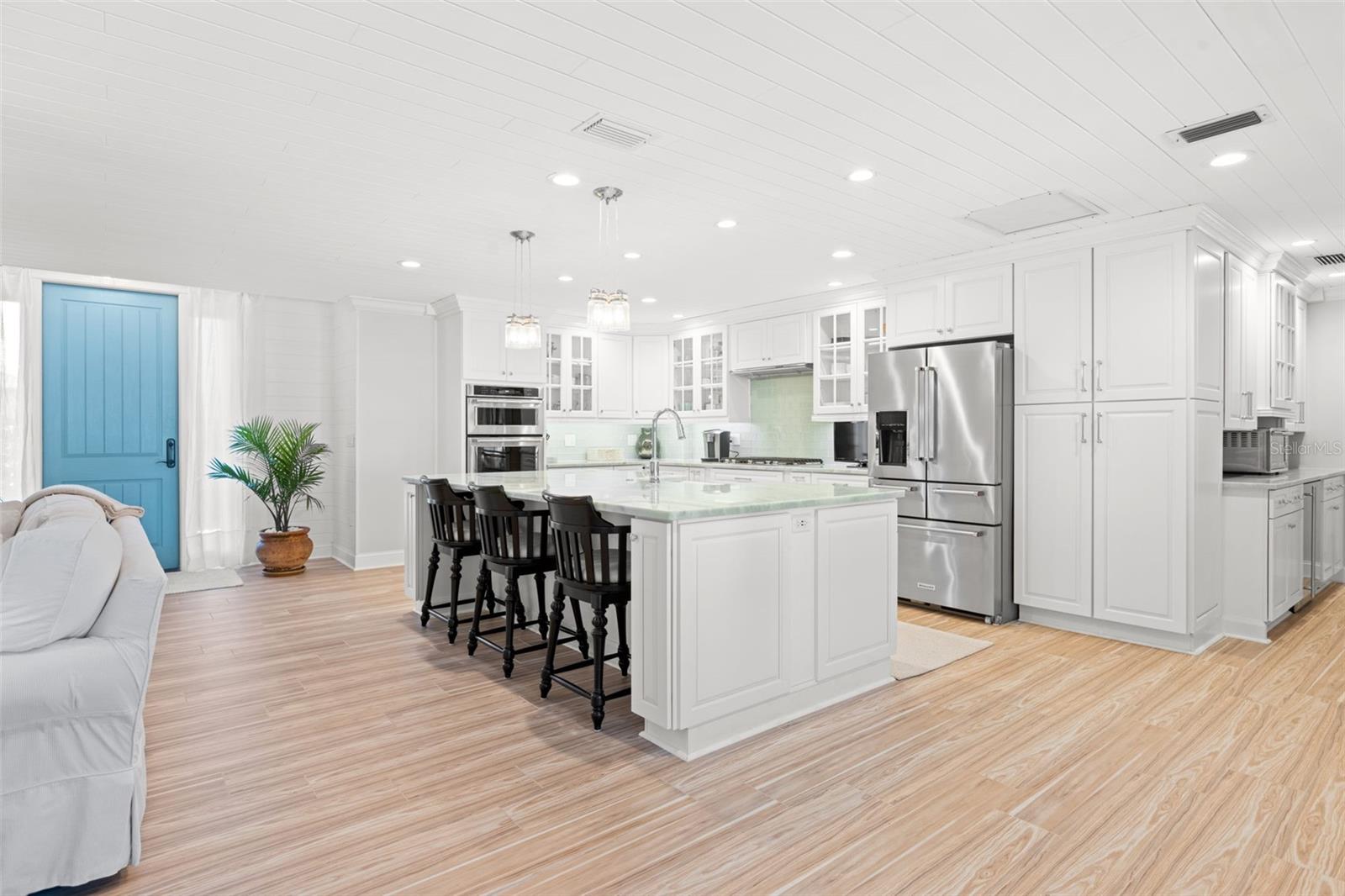 4085 42ND AVE S, ST PETERSBURG, FL, 33711