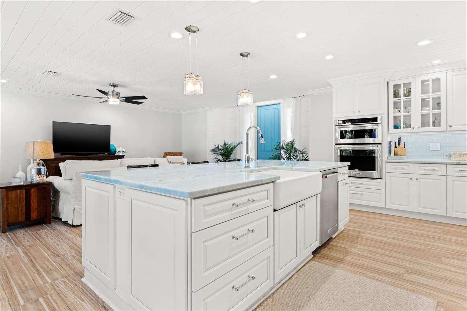 4085 42ND AVE S, ST PETERSBURG, FL, 33711