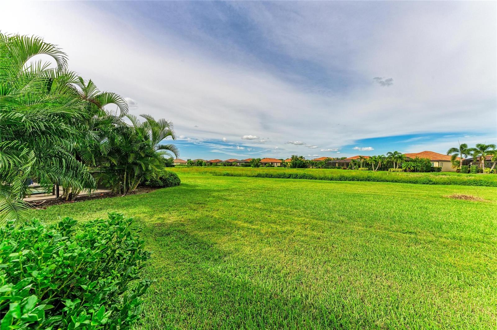 10221 LOCH LOMOND DR, BRADENTON, FL, 34211