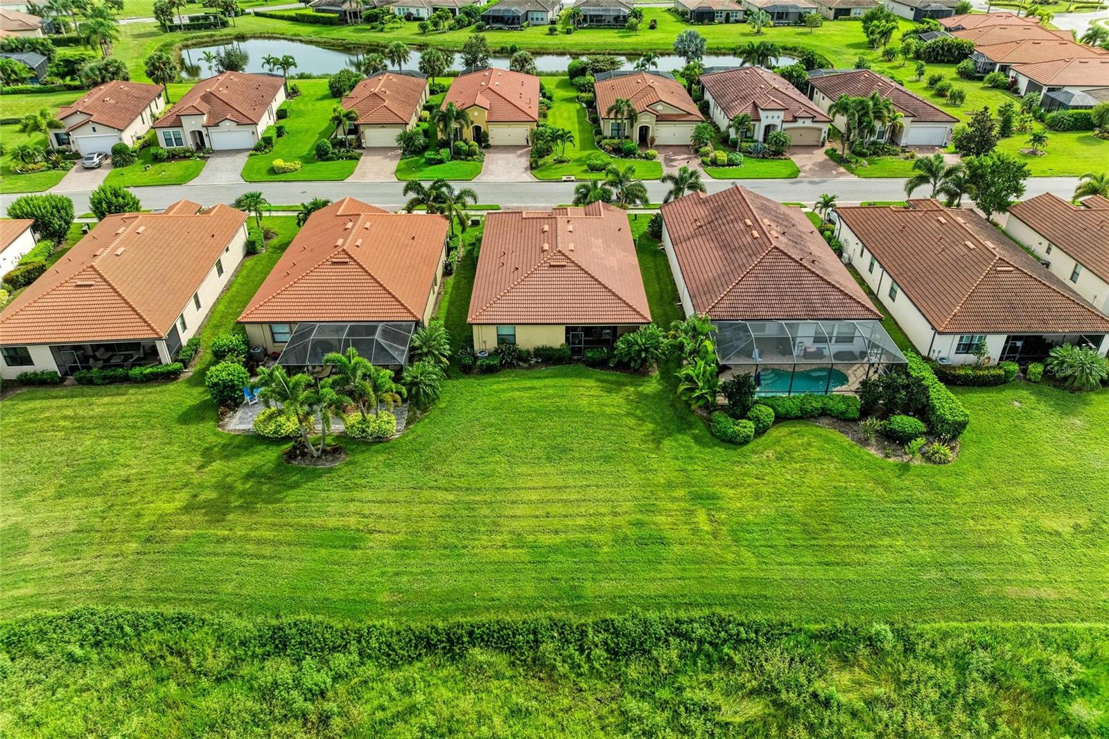 10221 LOCH LOMOND DR, BRADENTON, FL, 34211