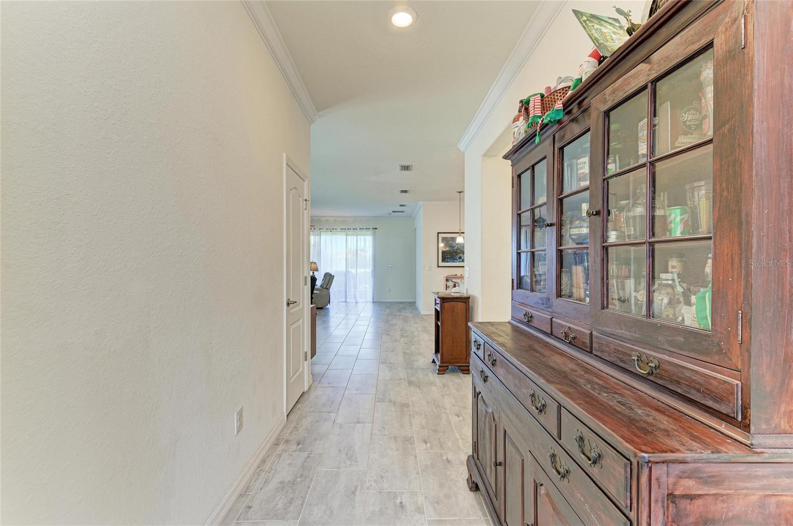 10221 LOCH LOMOND DR, BRADENTON, FL, 34211