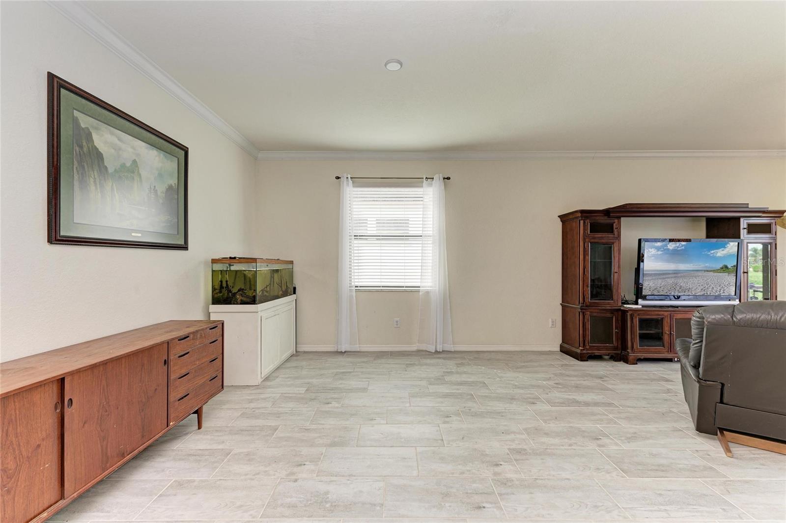 10221 LOCH LOMOND DR, BRADENTON, FL, 34211