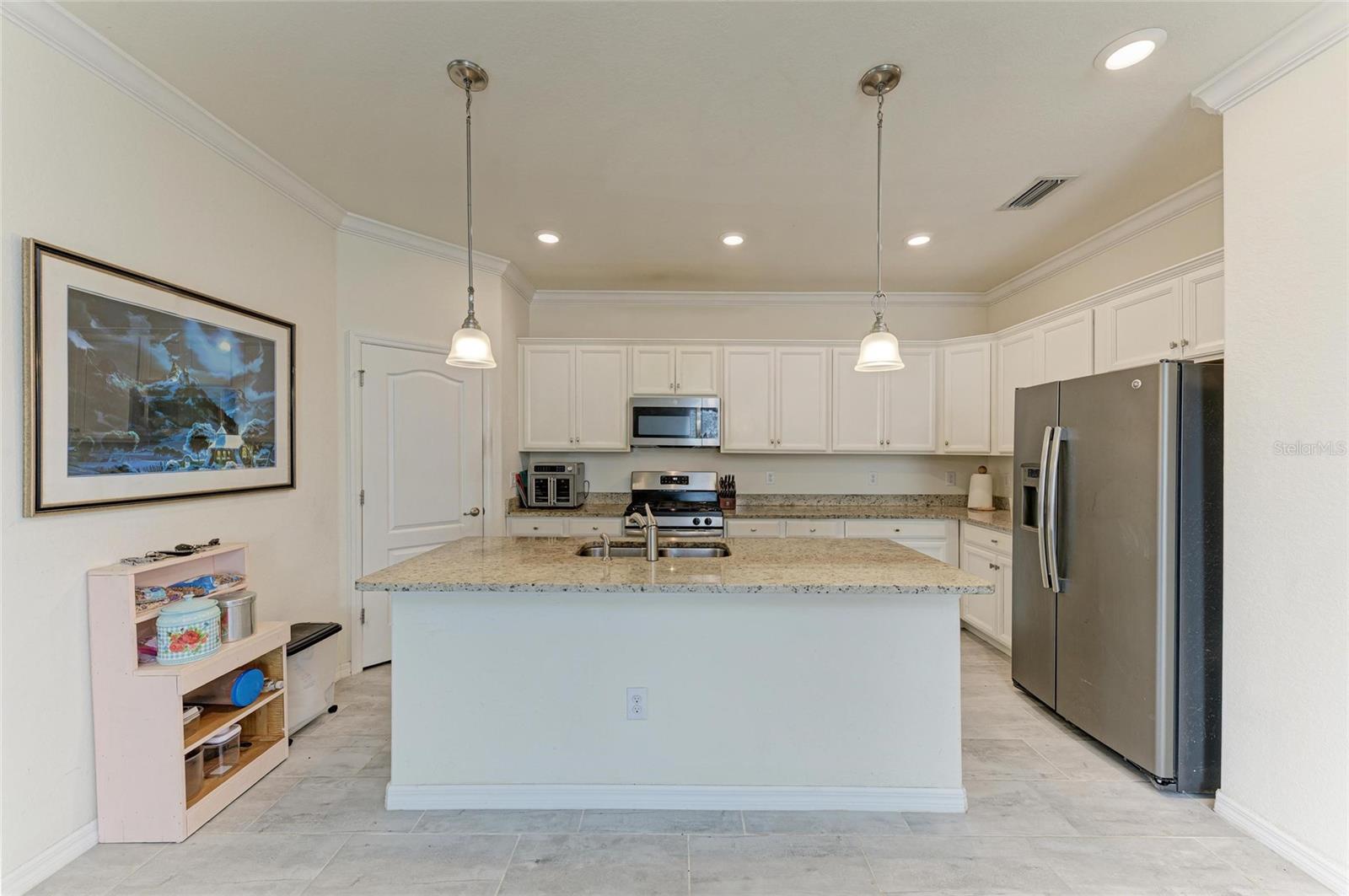 10221 LOCH LOMOND DR, BRADENTON, FL, 34211