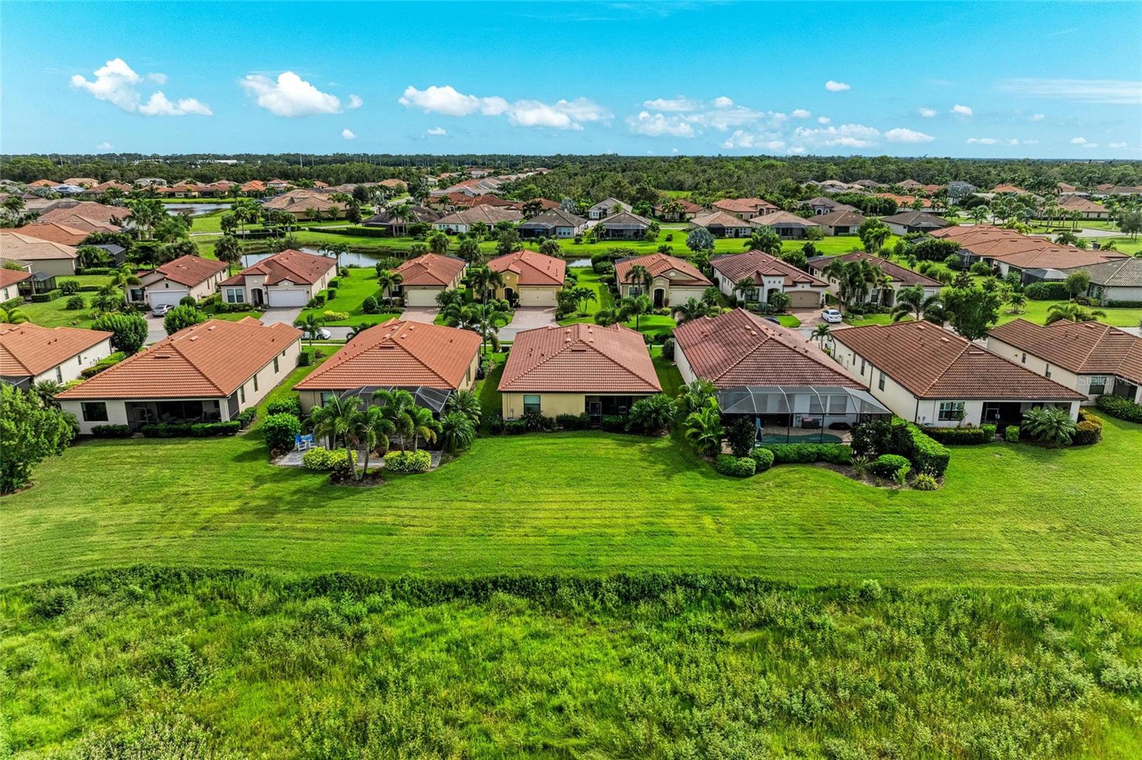 10221 LOCH LOMOND DR, BRADENTON, FL, 34211