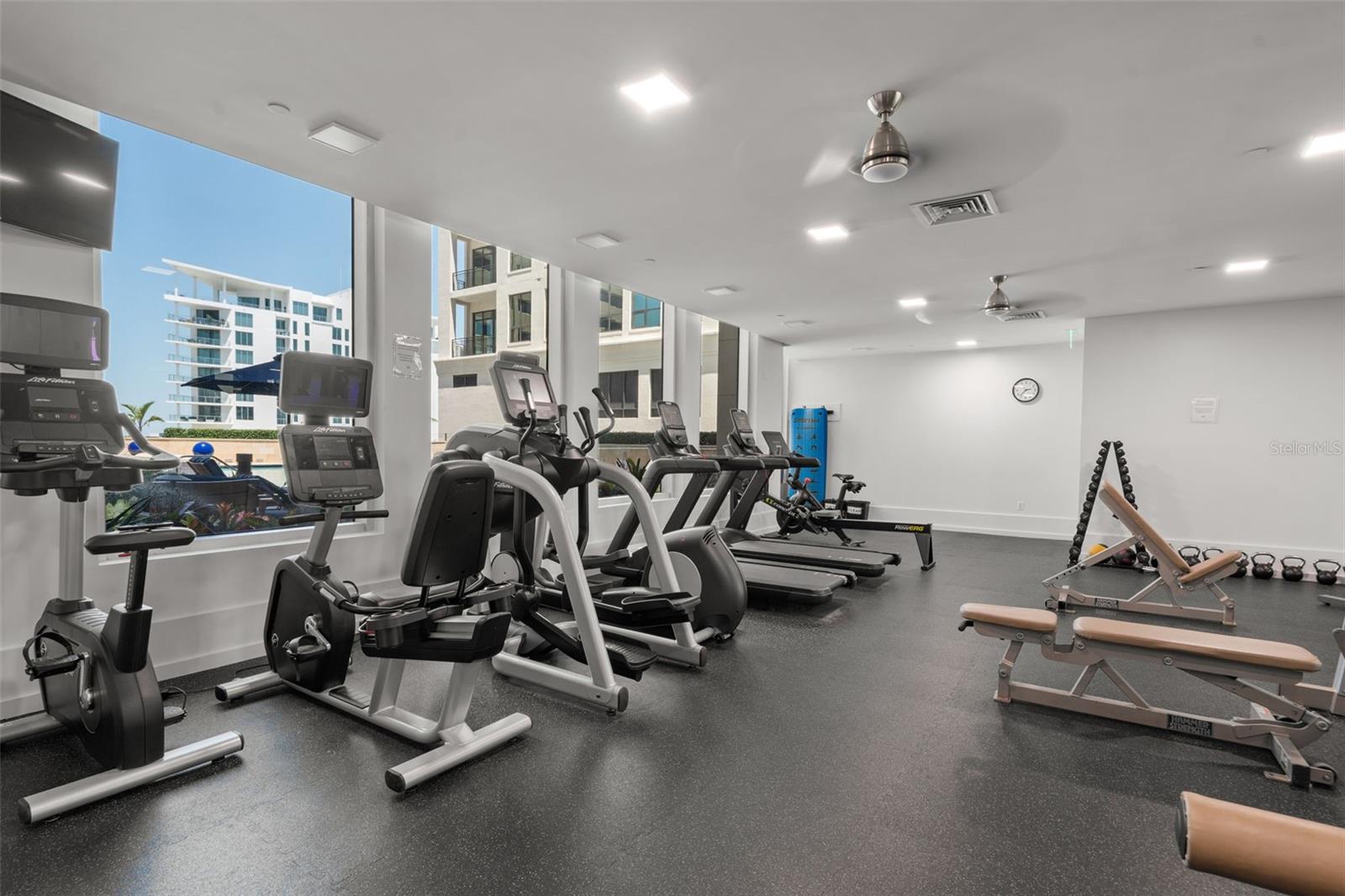 A4665964 Property Photo