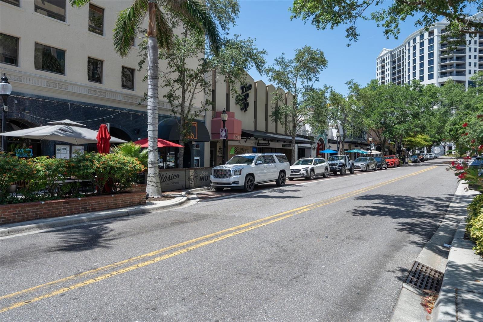 A4665964 Property Photo