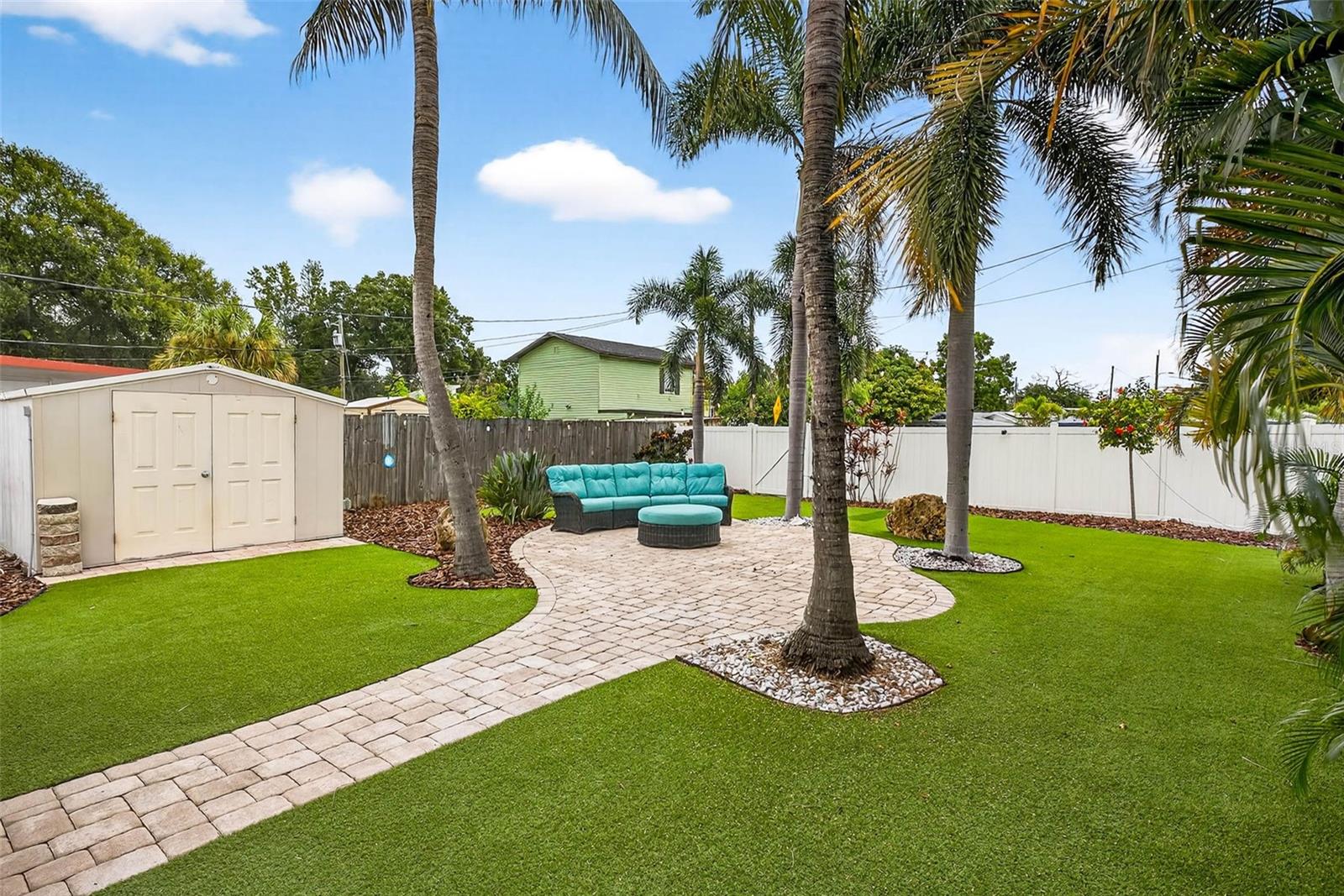 5519 COMMONWEALTH AVE N, ST PETERSBURG, FL, 33703