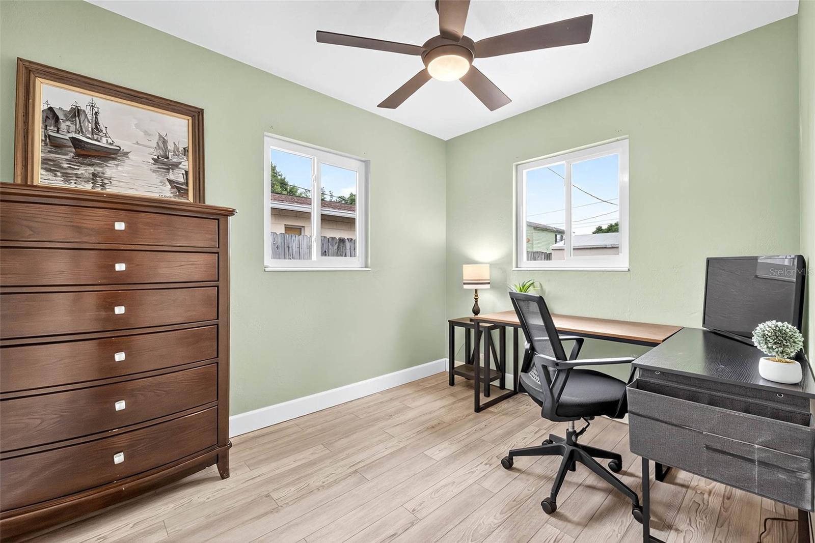 5519 COMMONWEALTH AVE N, ST PETERSBURG, FL, 33703