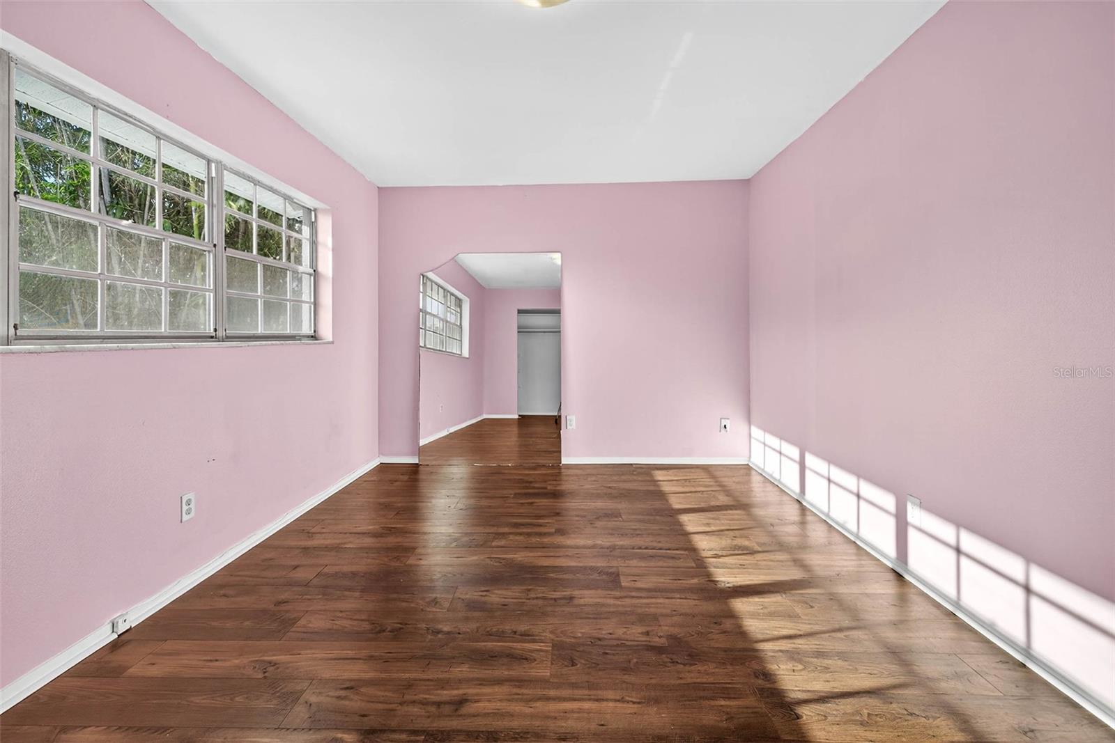 10008 OAK HILL DR, TEMPLE TERRACE, FL, 33617