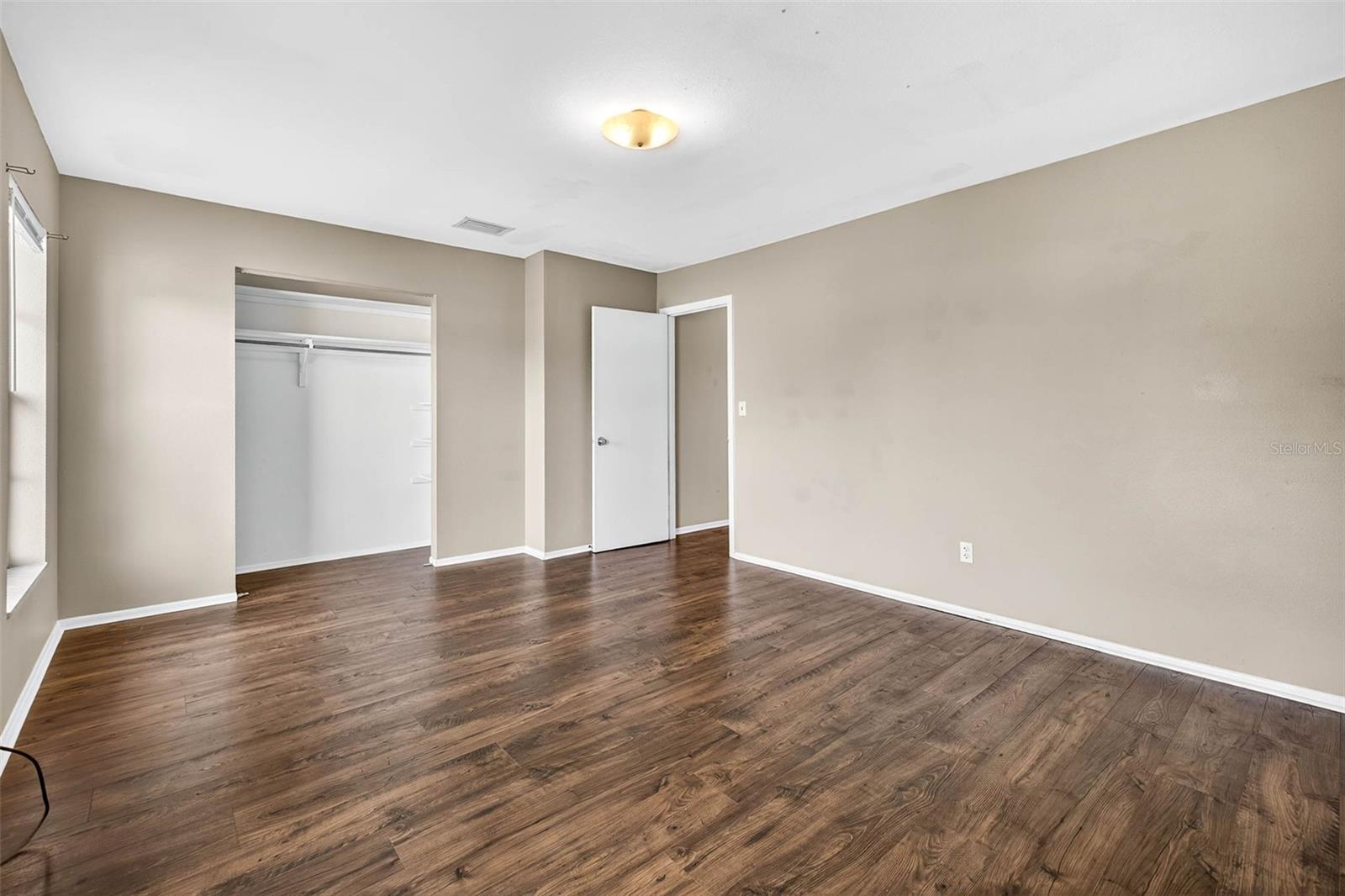 10008 OAK HILL DR, TEMPLE TERRACE, FL, 33617