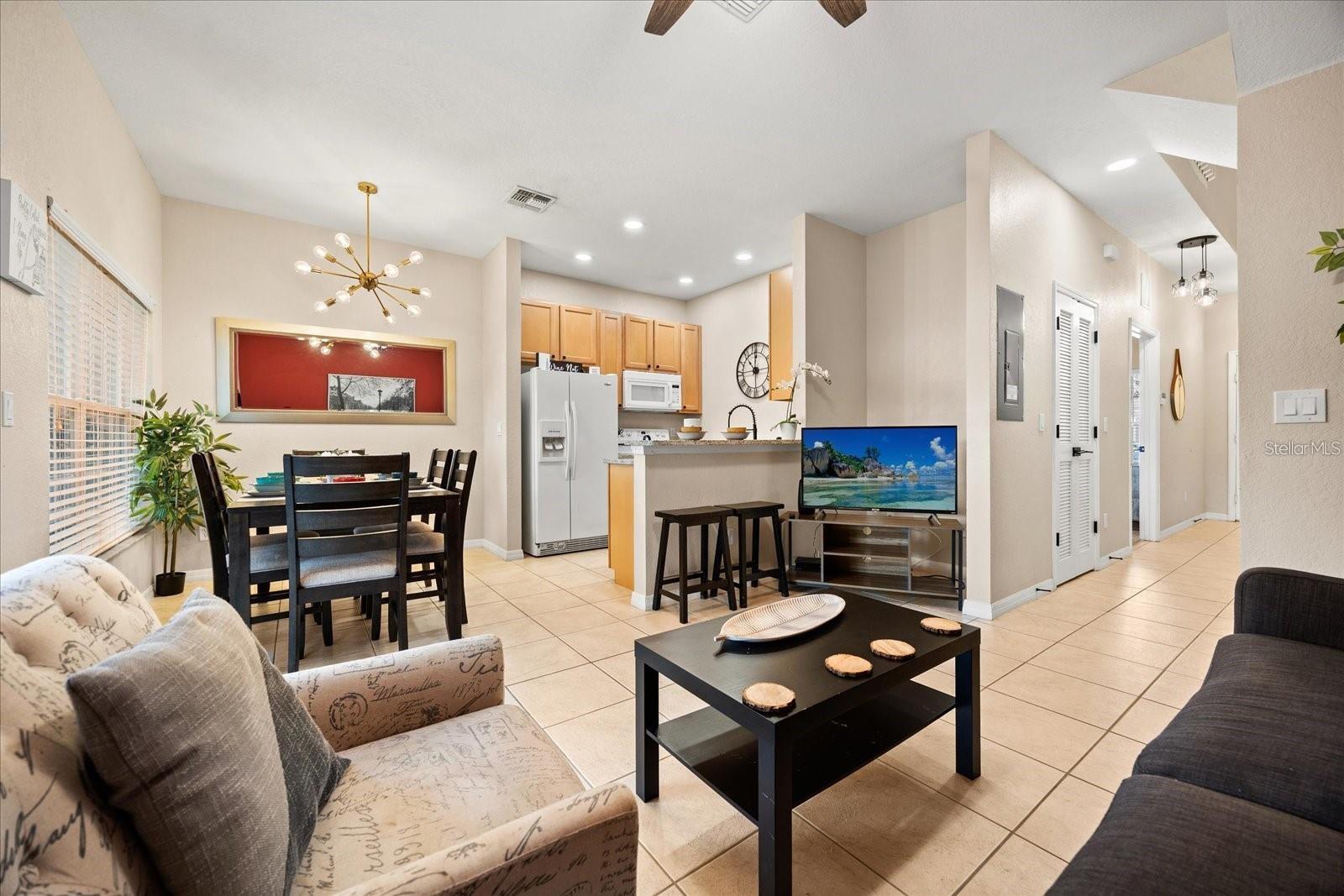 2462 CARAVELLE CIR, KISSIMMEE, FL, 34746