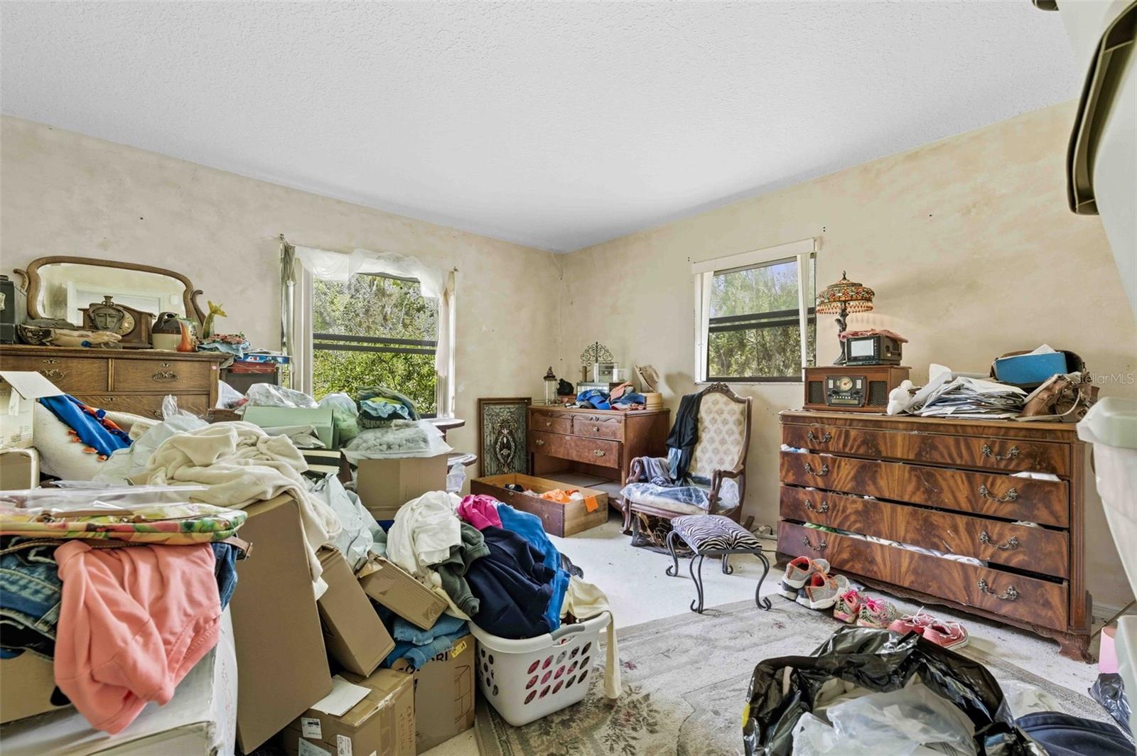 TB8430610 Property Photo