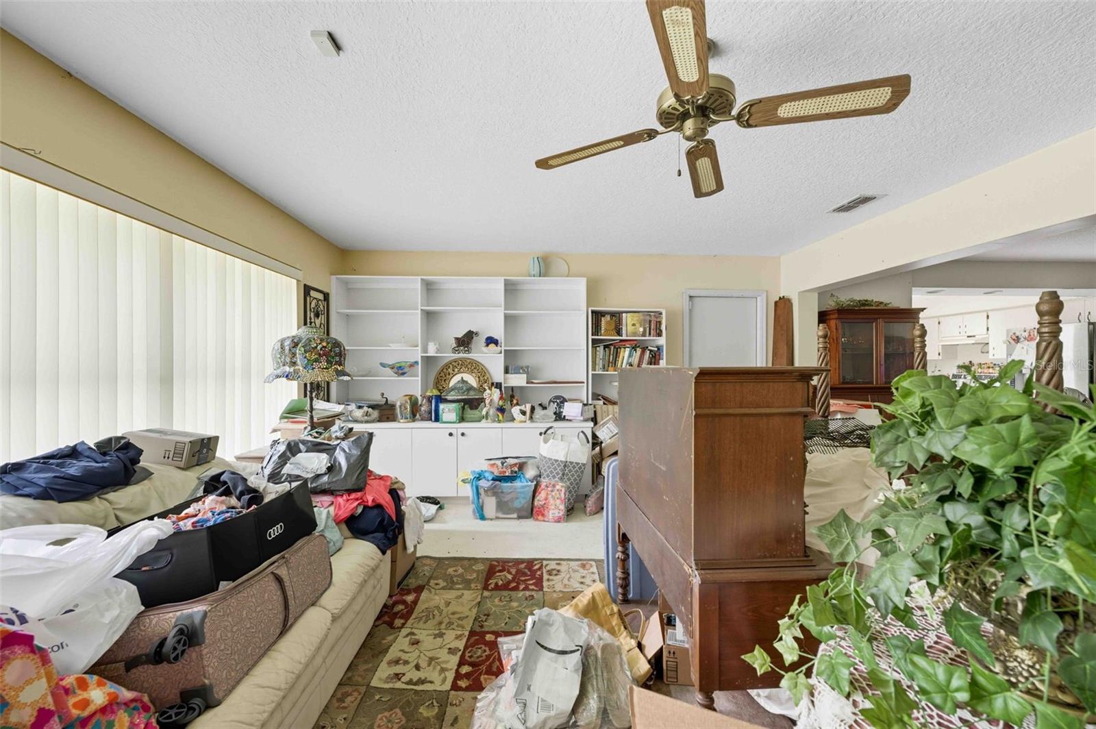 TB8430610 Property Photo