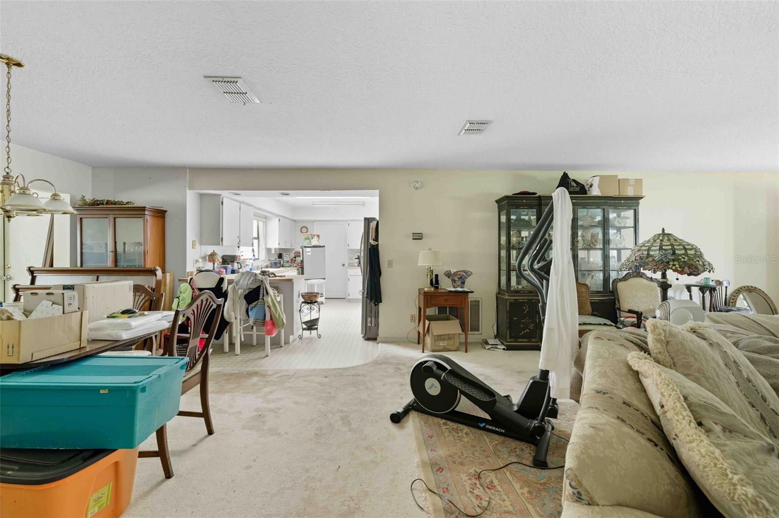 TB8430610 Property Photo