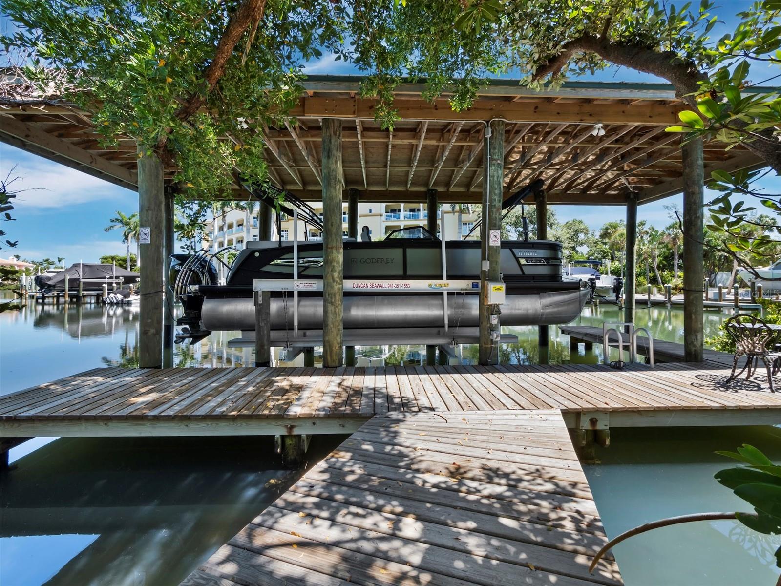 A4665992 Property Photo