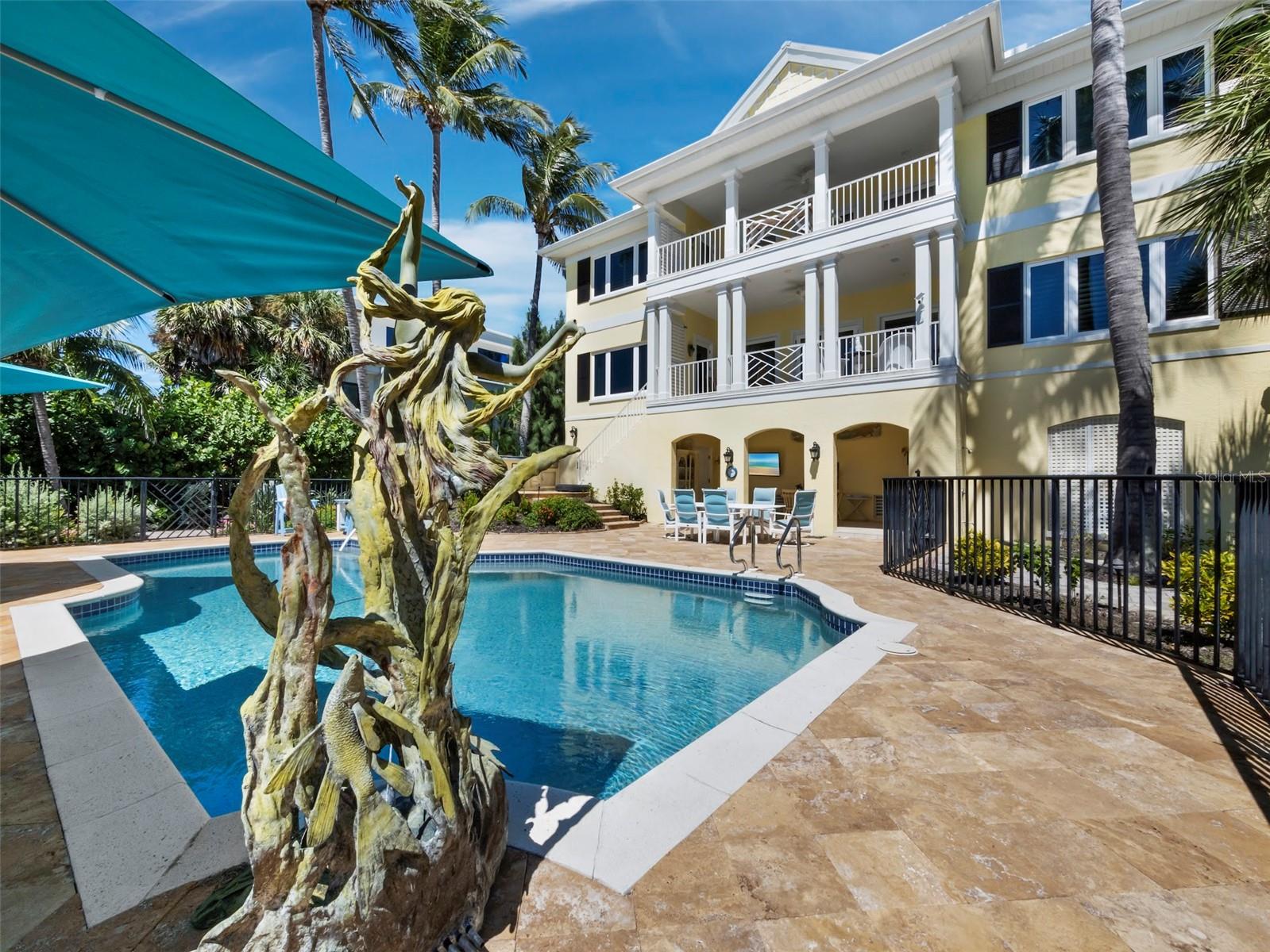 A4665992 Property Photo