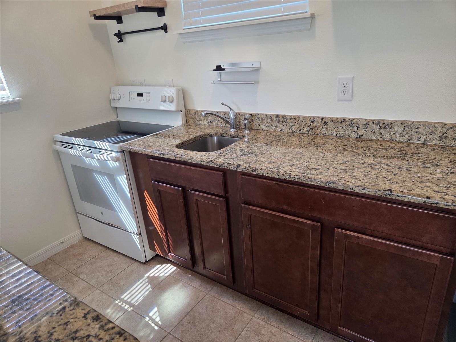 8359 LOOKOUT POINTE DR, WINDERMERE, FL, 34786