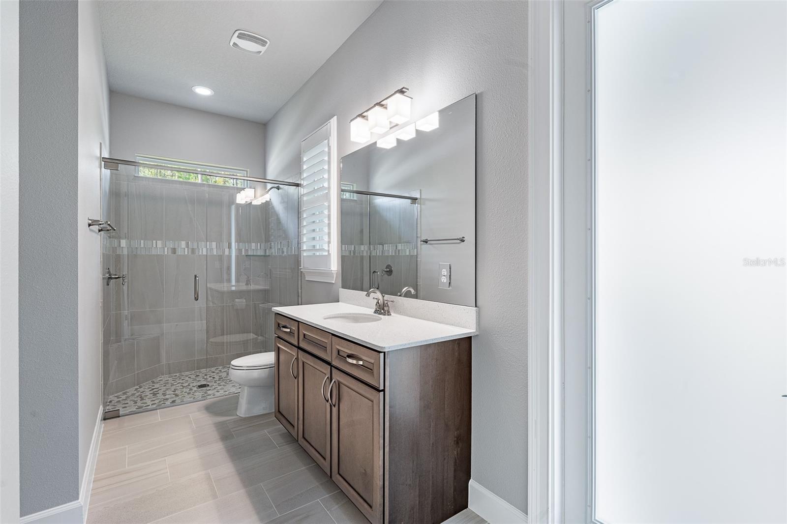 FC312940 Property Photo