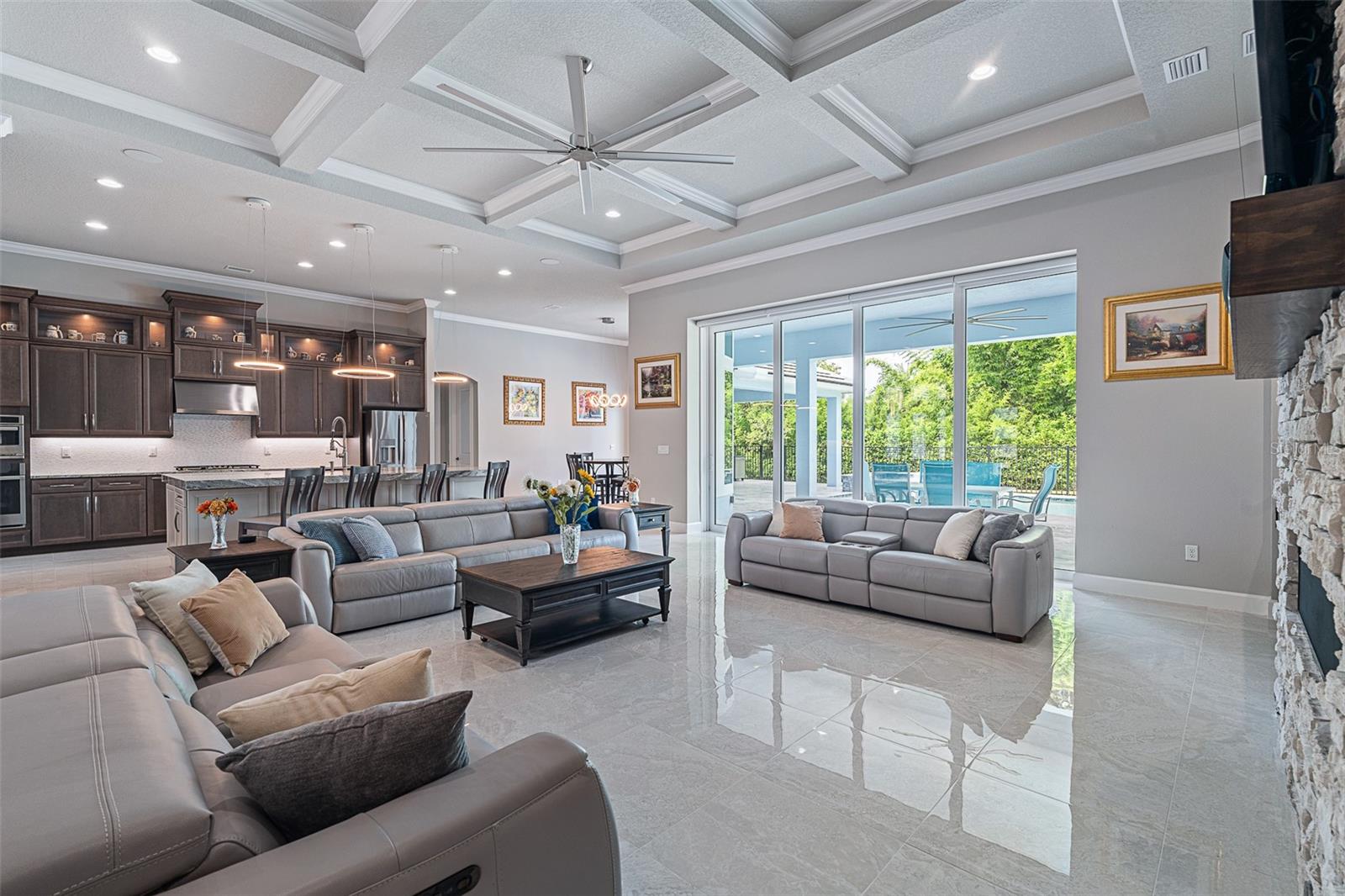 FC312940 Property Photo