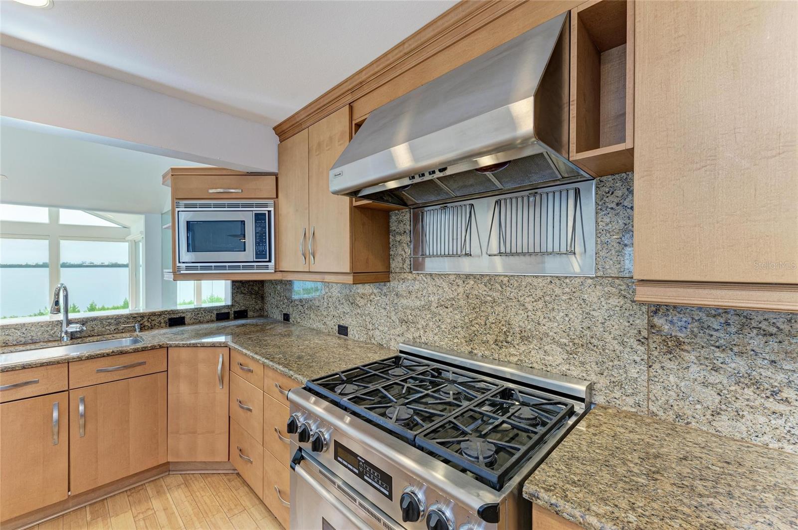 79 TIDY ISLAND BLVD, BRADENTON, FL, 34210