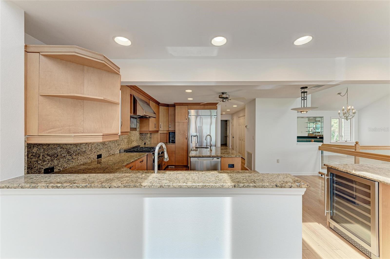 79 TIDY ISLAND BLVD, BRADENTON, FL, 34210