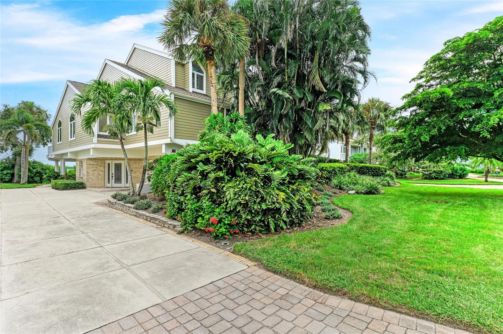 79 TIDY ISLAND BLVD, BRADENTON, FL, 34210