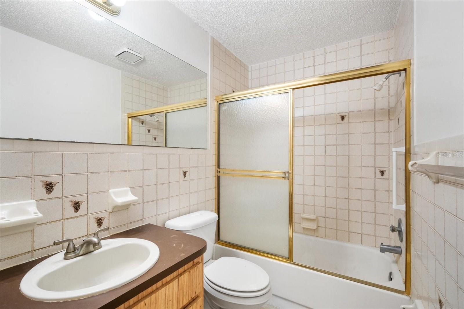 TB8430690 Property Photo