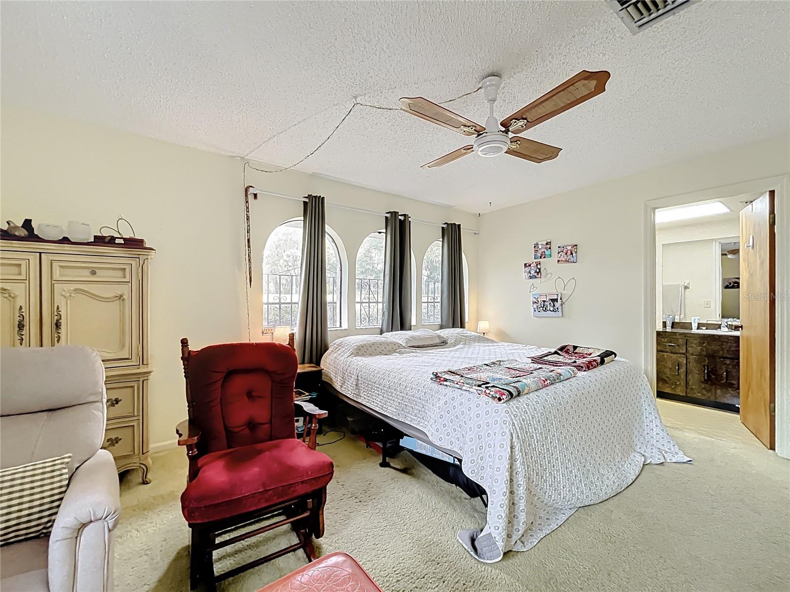 16635 COUNTY ROAD 450, UMATILLA, FL, 32784