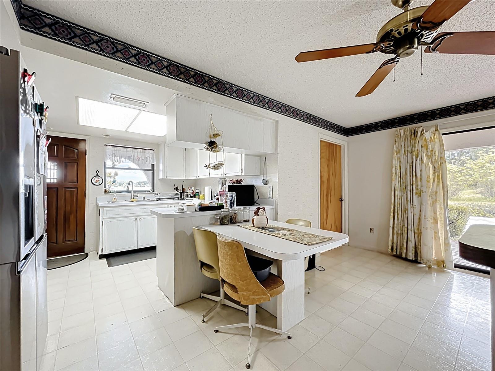 16635 COUNTY ROAD 450, UMATILLA, FL, 32784